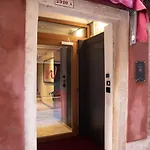 Hotell Casa W Venedig