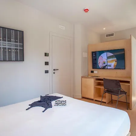 Casa W Hotel 3*