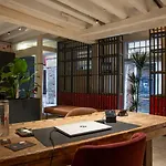 Hotel Casa W