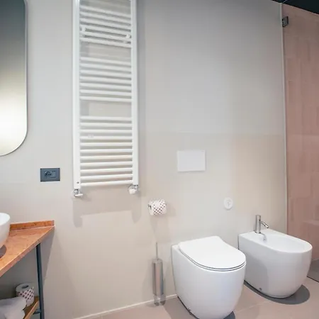 Casa W מלון 3*